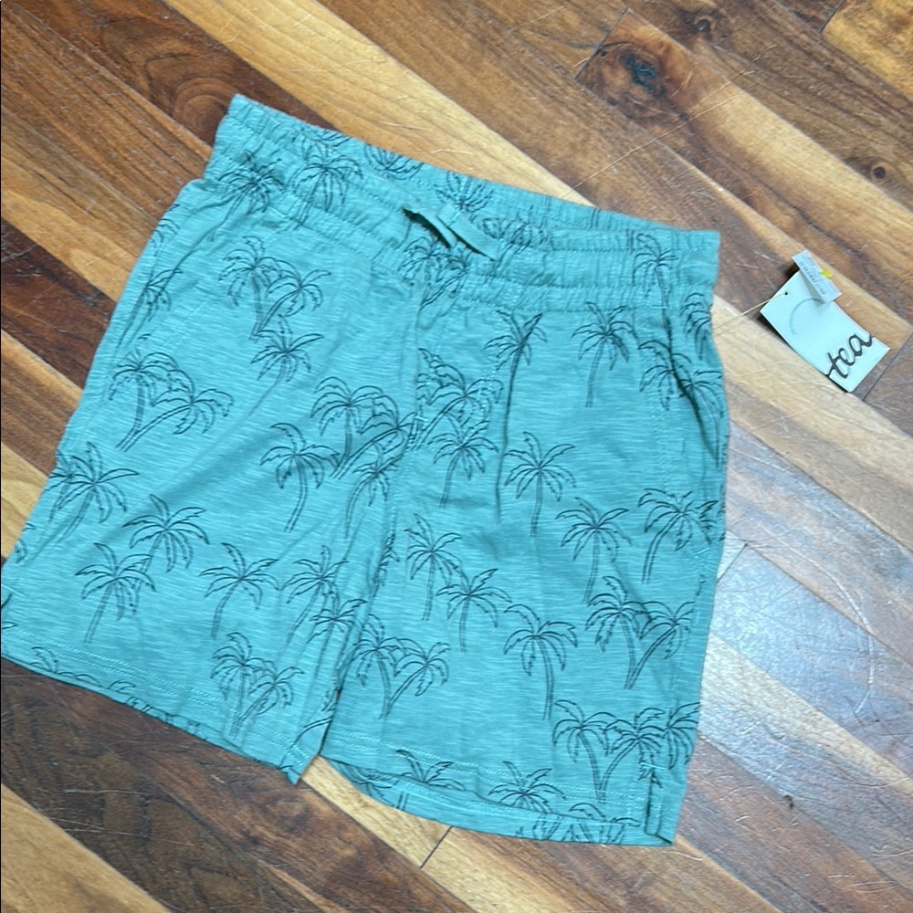 Tea Collection Pale olive green Casual Shorts with Tropical Print